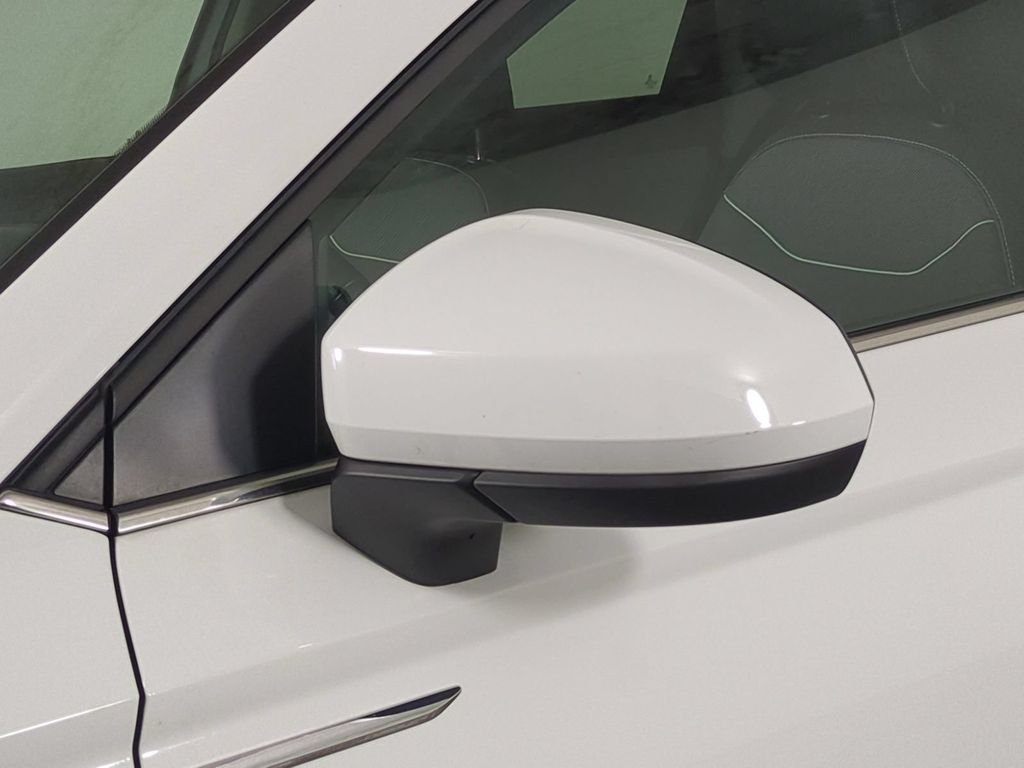2024 Volkswagen Taos SE - Photo 14