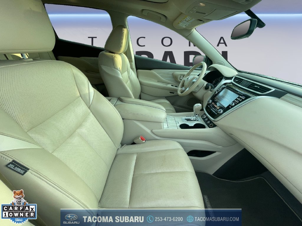 Used 2017 Black Nissan Platinum image 17