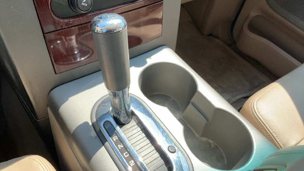 Used 2008 Black Ford Lariat image 14