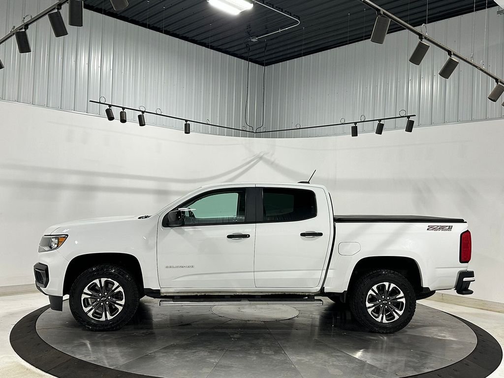 Used 2021 White Chevrolet Z71 image 18
