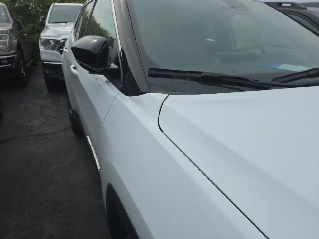 Used 2023 White Jeep Limited image 16
