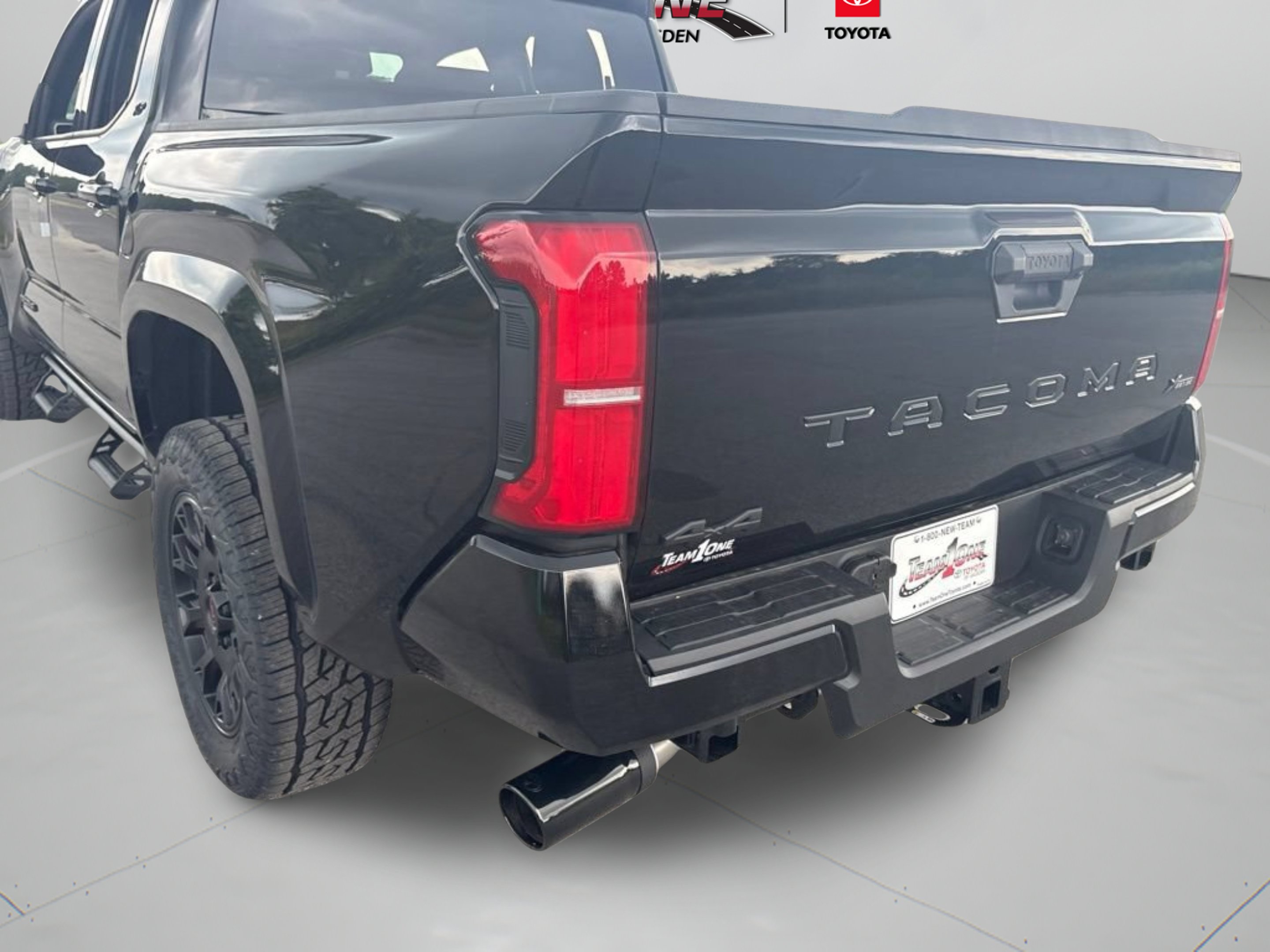 New 2026 Black Toyota SR5 image 28