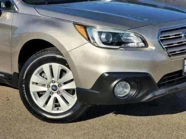 Used 2017 Gray Subaru Premium image 9