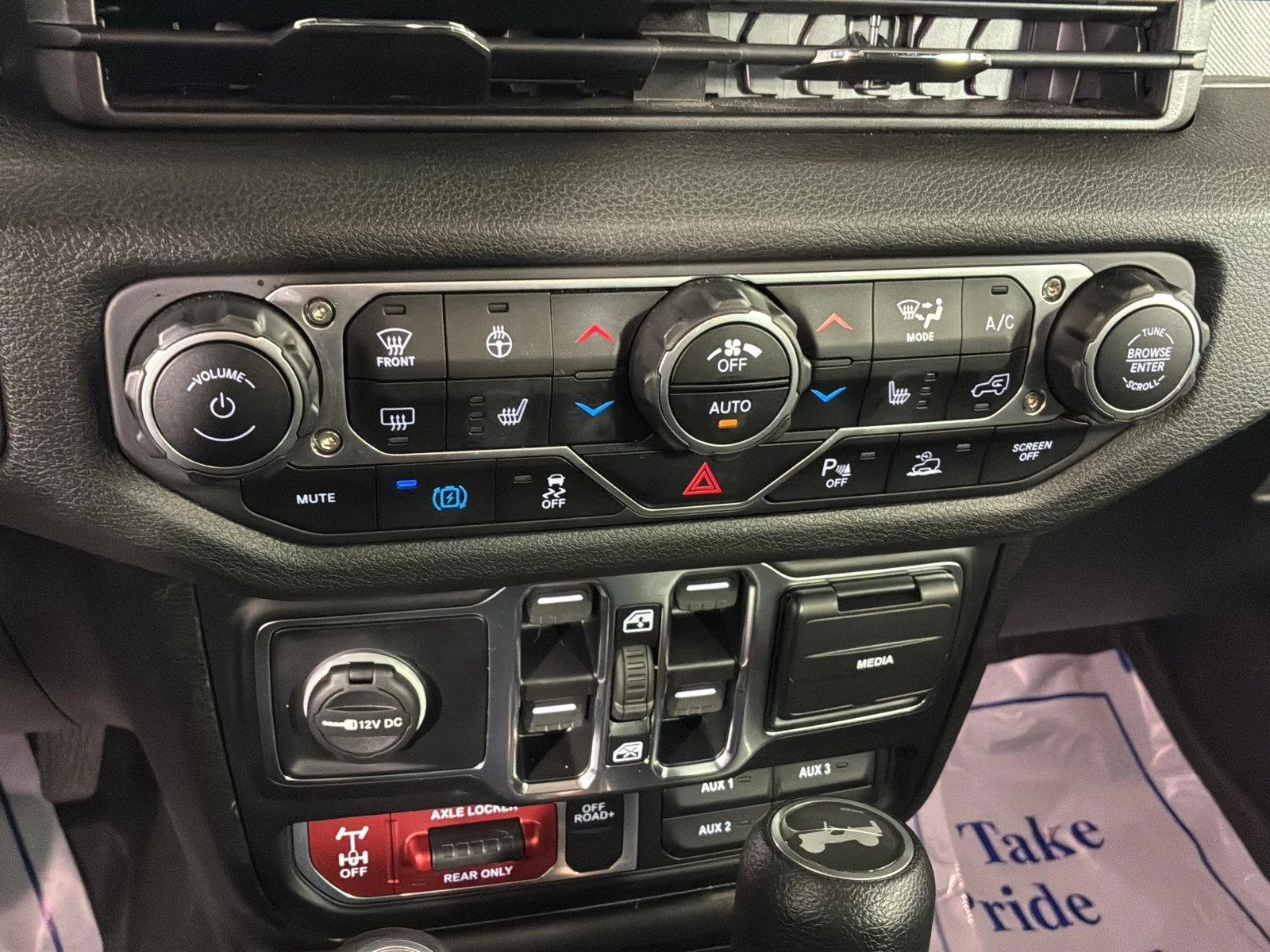 Used 2024 Anvil Clear Coat Jeep Willys image 51