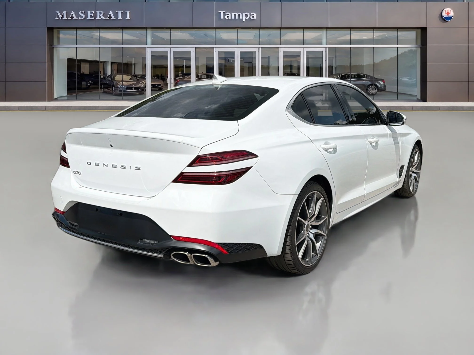 Used 2023 Alta White Genesis 2.0T image 3