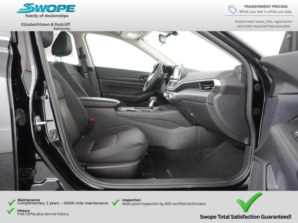 Used 2025 Super Black Nissan S image 11