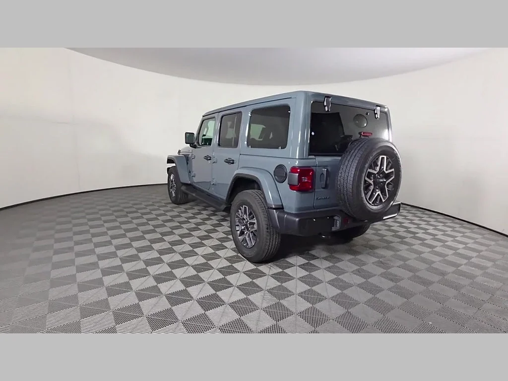 New 2026 Anvil Clear-Coat Exterior Paint Jeep Sahara image 31
