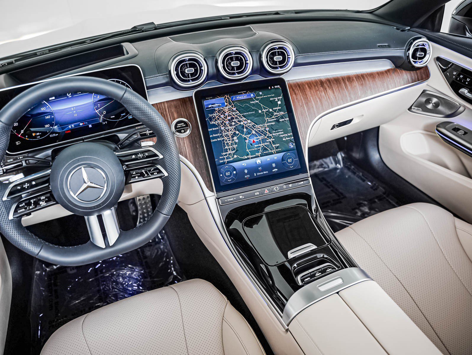 New 2026 Polar White Mercedes-Benz CLE 450 image 14