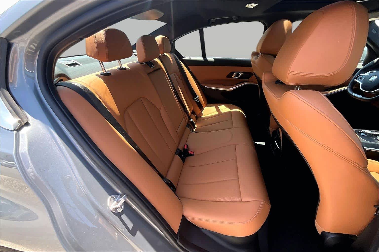 2025 BMW 3 Series 17
