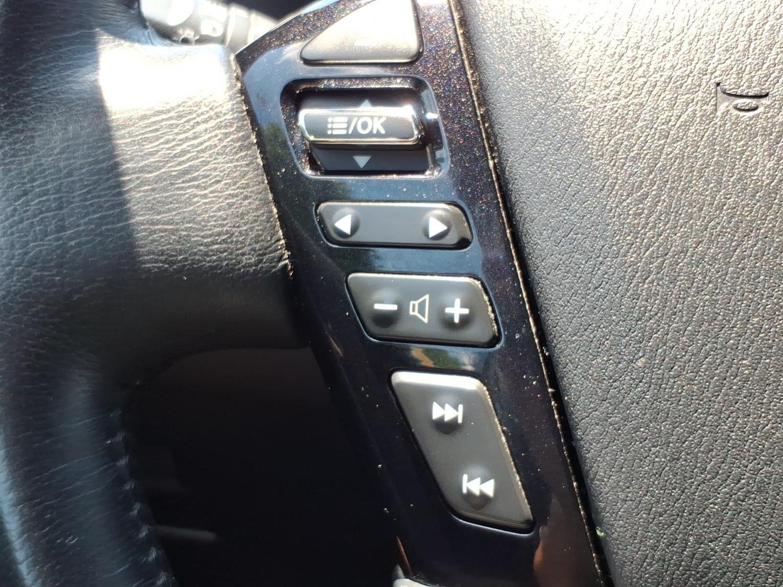 Used 2023 Gun Metallic Nissan SL image 14