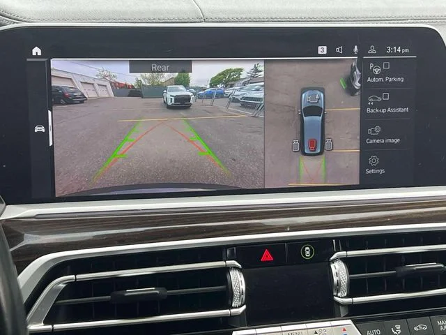 Used 2019 Gray BMW xDrive50i image 40