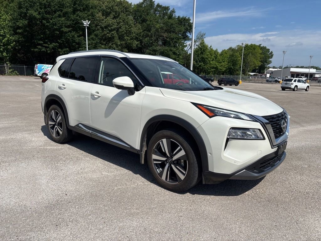 2023 Nissan Rogue SL FWD's photo