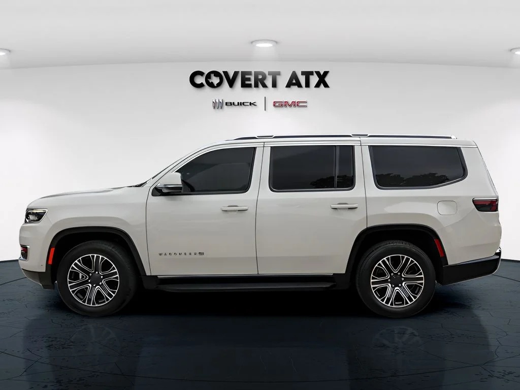 Used 2022 White Jeep Series III image 5