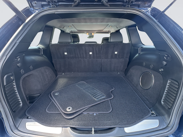 Used 2020 Blue Jeep Summit image 25