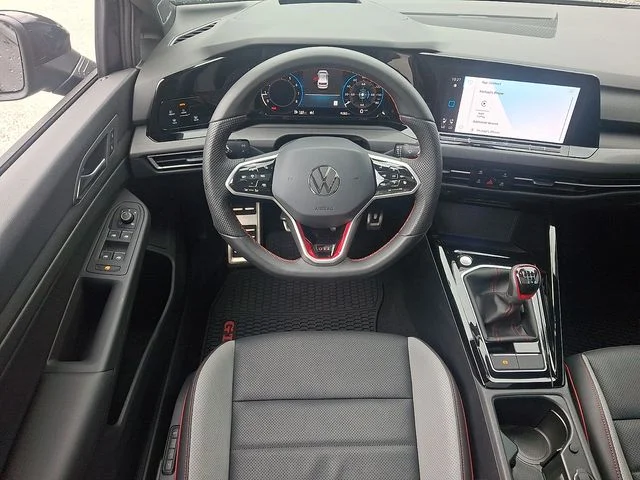 Used 2024  Volkswagen Autobahn image 11