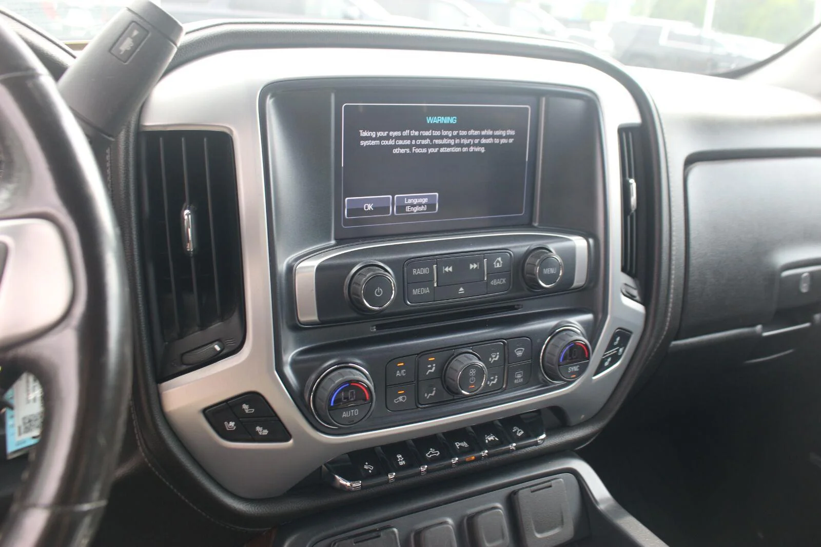 Used 2018 SUMMIT WHITE GMC SLT image 23