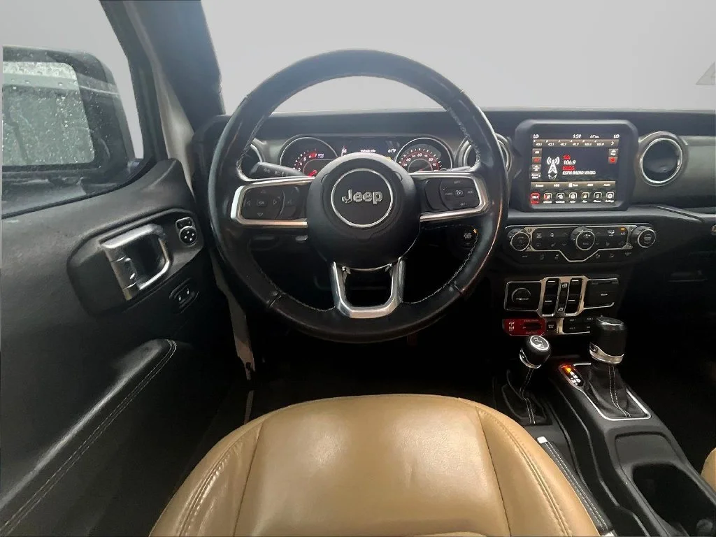 Used 2019 White Jeep Unlimited Rubicon image 9