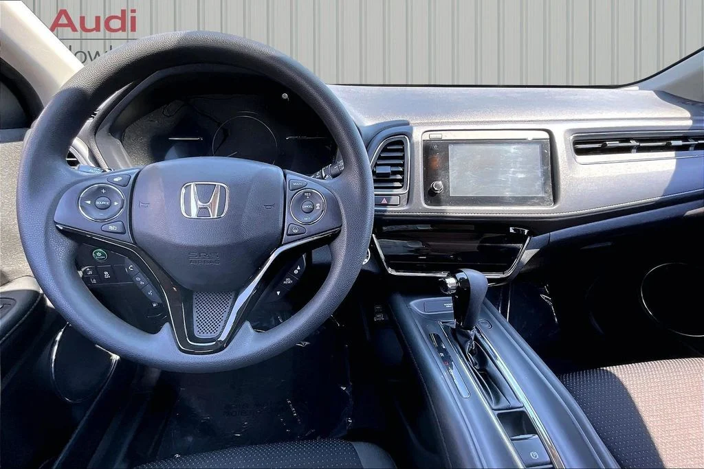 Used 2020  Honda EX image 7