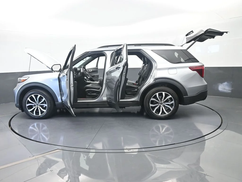 2023 Ford Explorer ST - Photo 80