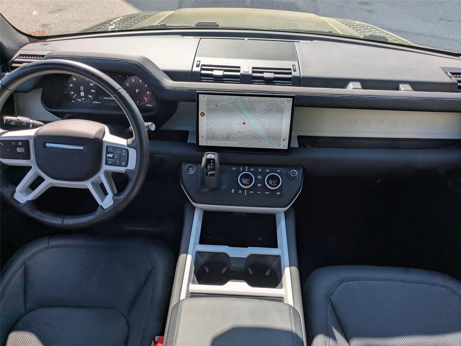 Used 2025  Land Rover S image 30