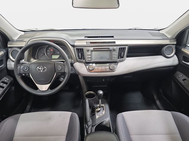 Used 2015 Gray Toyota XLE image 9