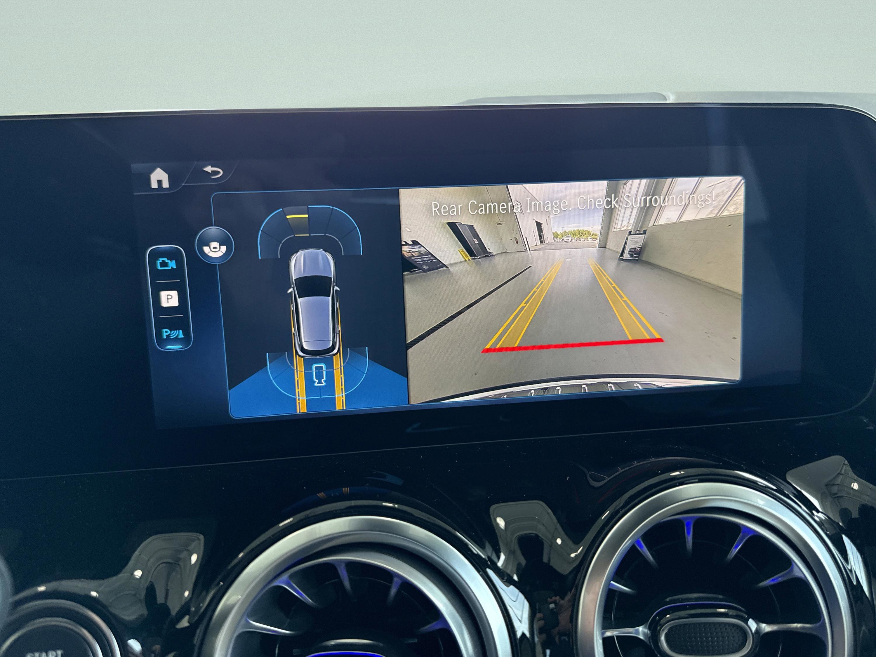 New 2026 Polar White Mercedes-Benz GLA 250 image 35
