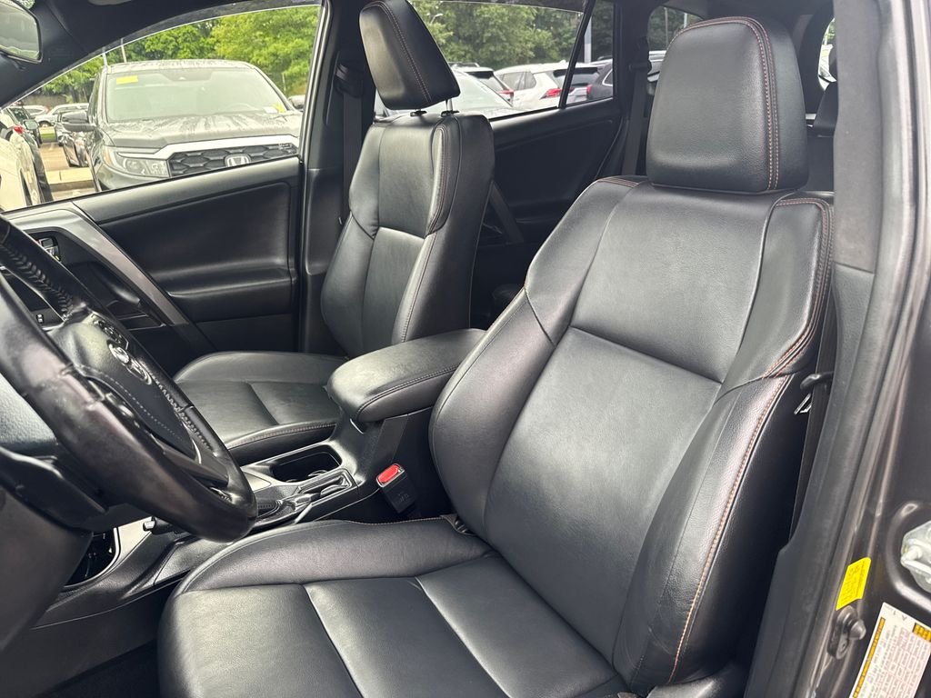 Used 2016 Gray Toyota SE image 16