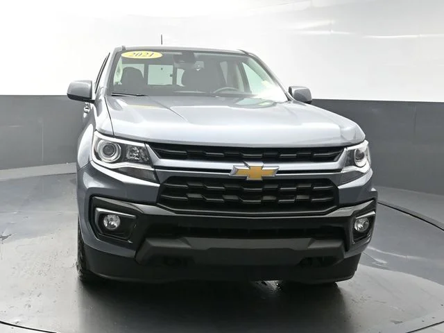 Used 2021 Gray Chevrolet LT image 2