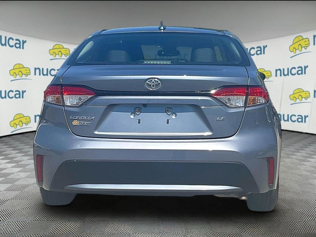 Used 2022 Gray Toyota LE image 5