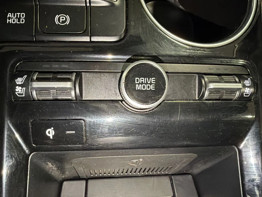 Used 2023 Ebony Black Kia EX image 35