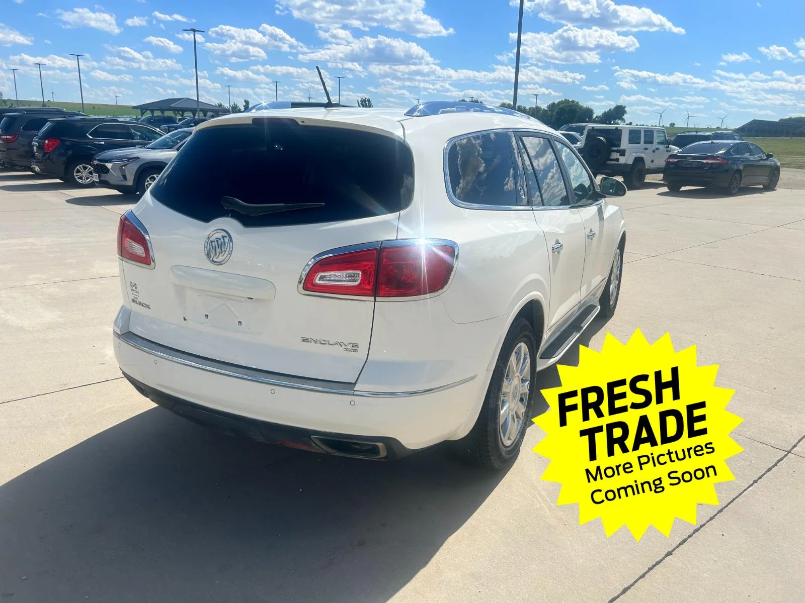 Used 2014  BUICK  image 5