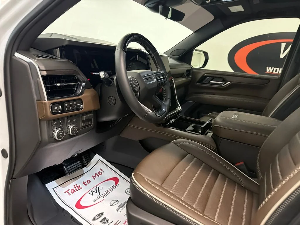 Used 2026 White GMC Denali Ultimate image 9