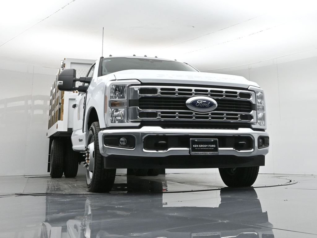 New 2026 Oxford White Ford XL image 43