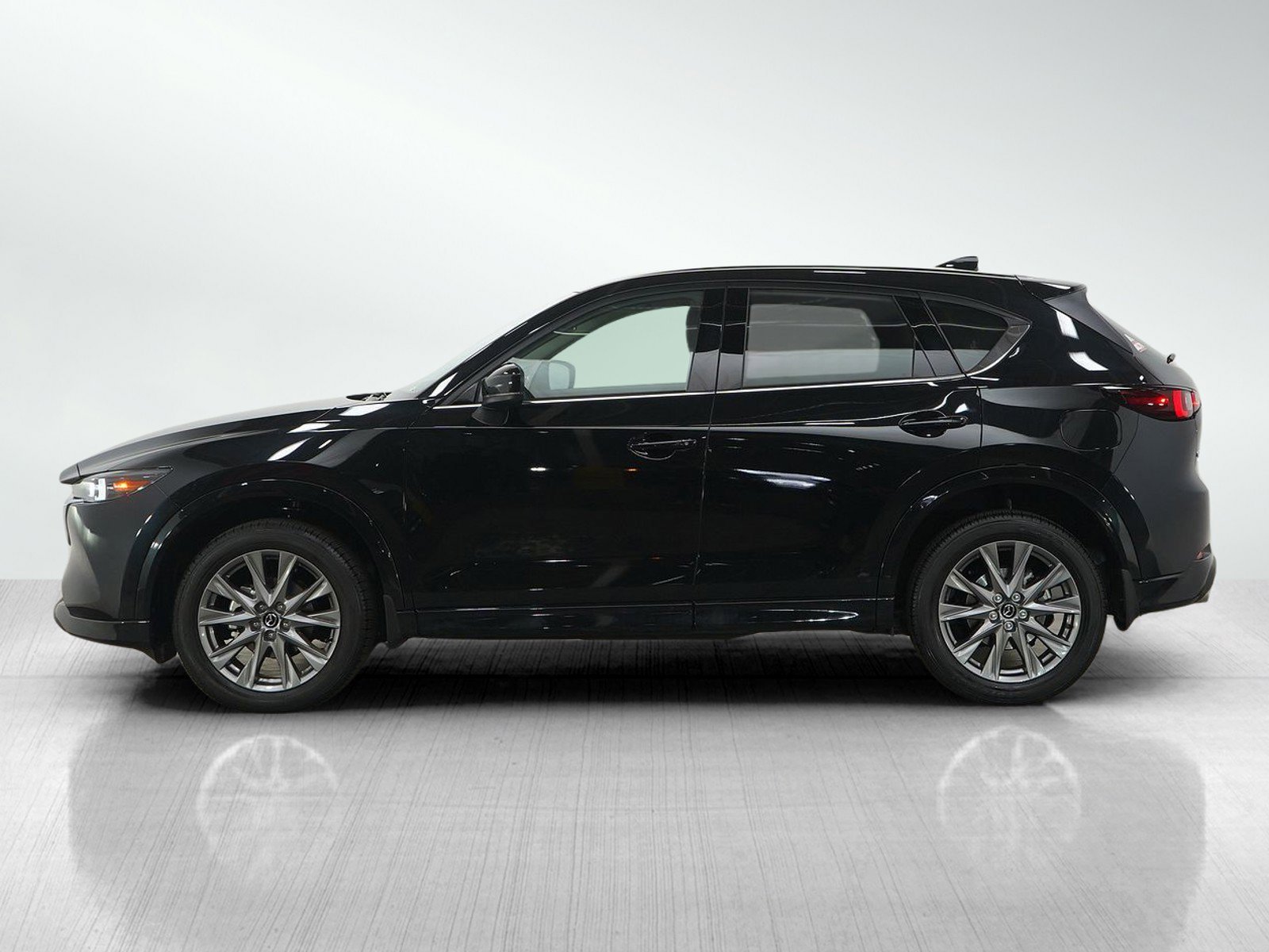 Used 2024 Mazda CX-5 S Premium Plus package with VIN JM3KFBEM6R0370498 for sale in Burnsville, Minnesota
