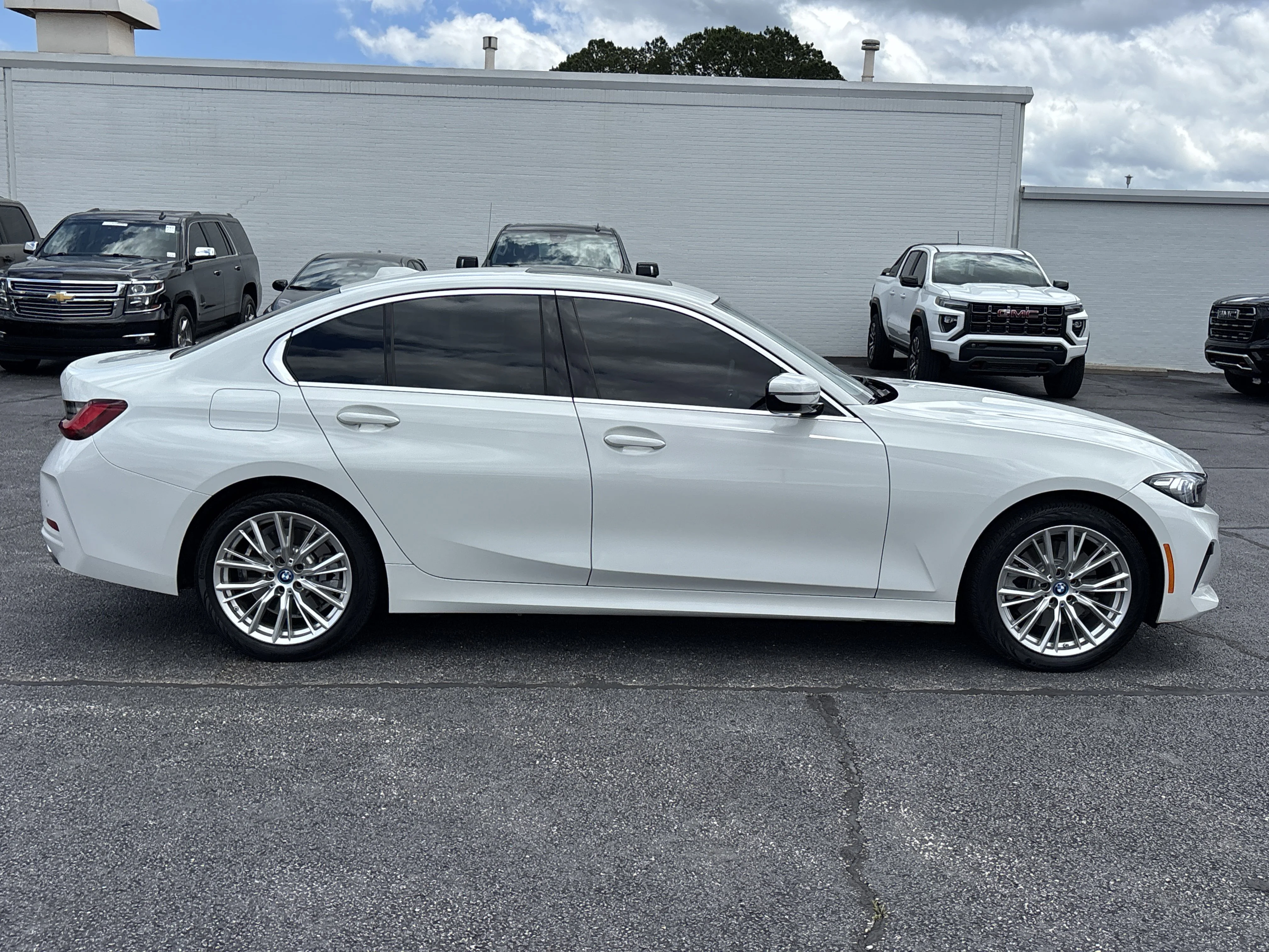 Used 2024 Mineral White Metallic BMW 330e xDrive Plug-in Hybrid image 2