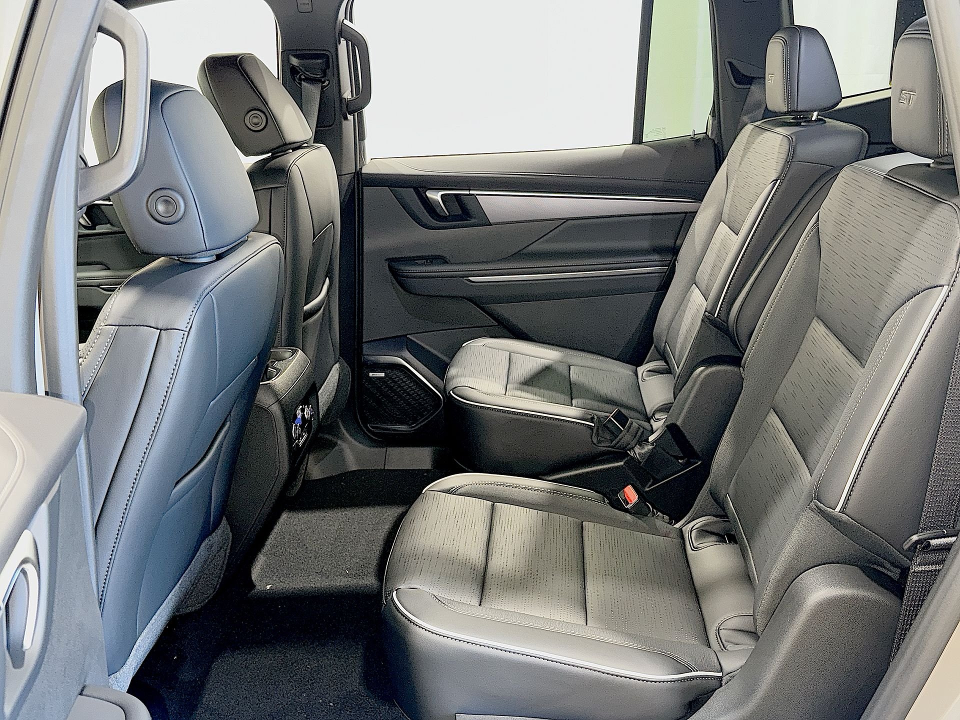 2026 Buick Enclave Sport Touring - Photo 24
