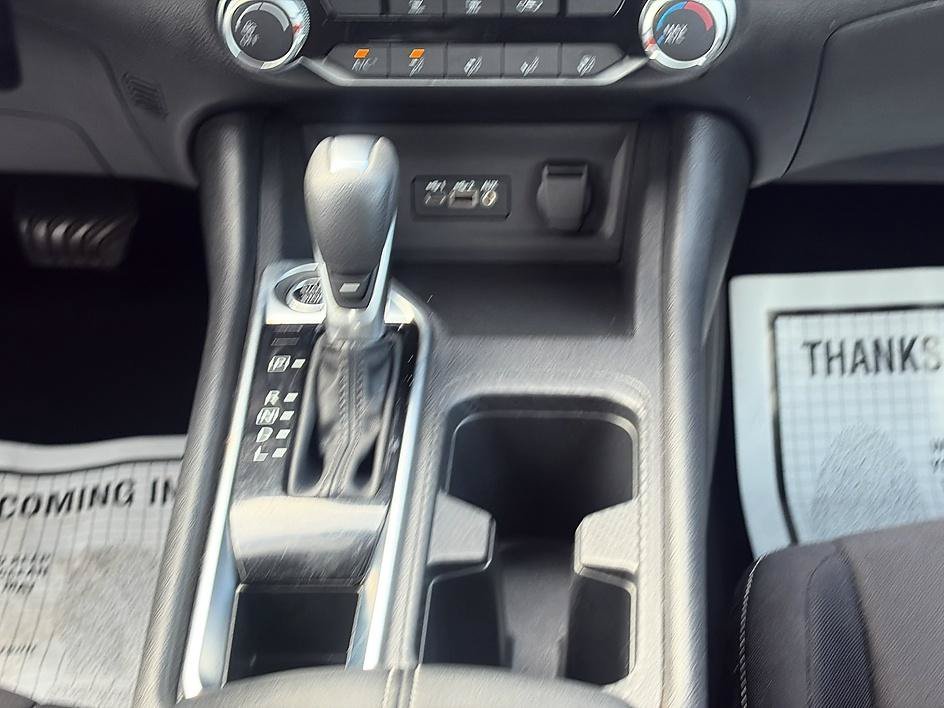 Used 2025 Super Black Nissan SV image 33