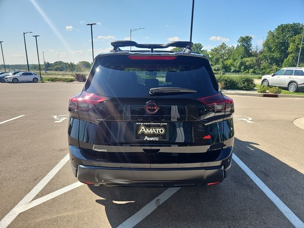 Used 2025 Black Nissan Rock Creek image 4
