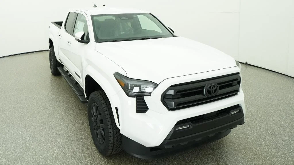 New 2026 Ice Cap Toyota SR5 image 2