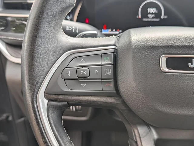 Used 2022 Gray Metallic Jeep Limited image 13