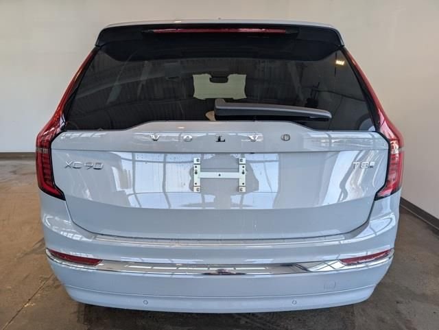 New 2026 Gray Volvo T8 Plus image 4