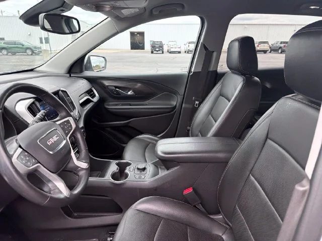 Used 2022 QUICKSILVER METALLIC GMC SLT image 11
