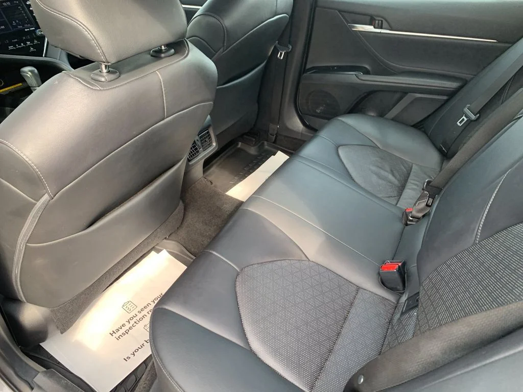 Used 2018 Gray Toyota XSE V6 image 14