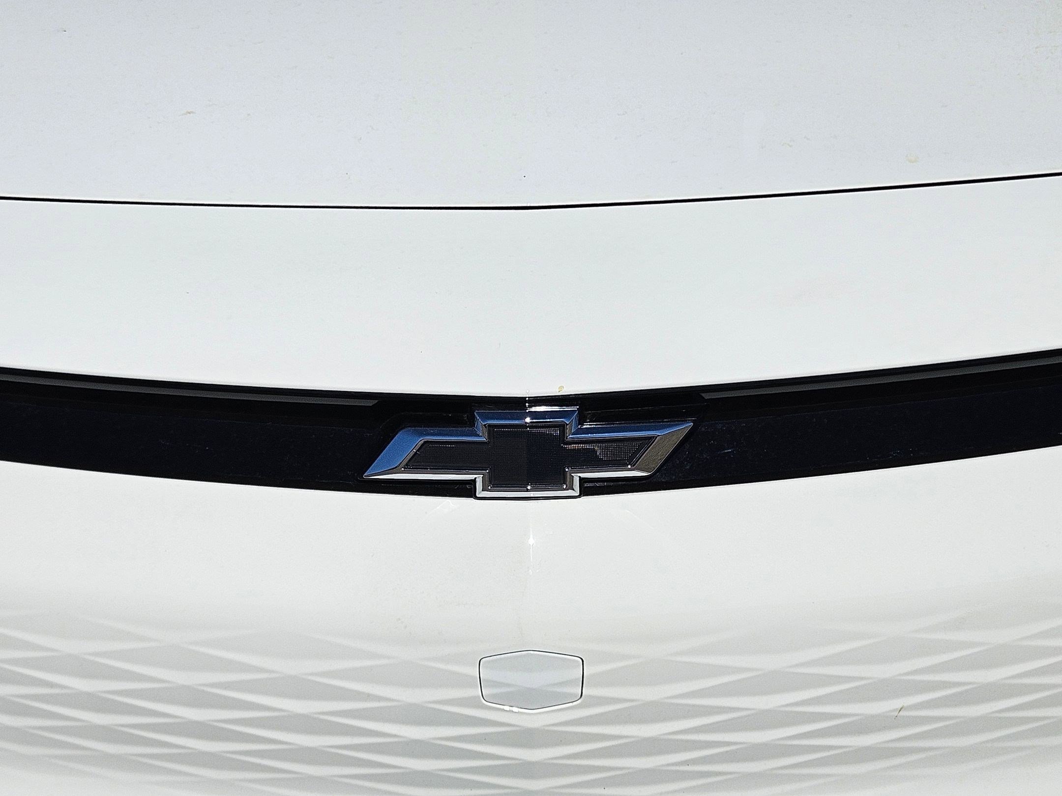 2027 Chevrolet Bolt LT - Photo 10