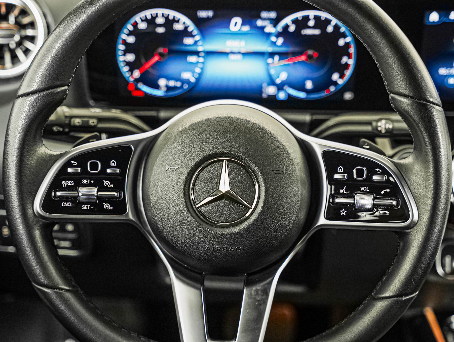Certified Used 2023 Night Black Mercedes-Benz GLA 250 SUV image 12