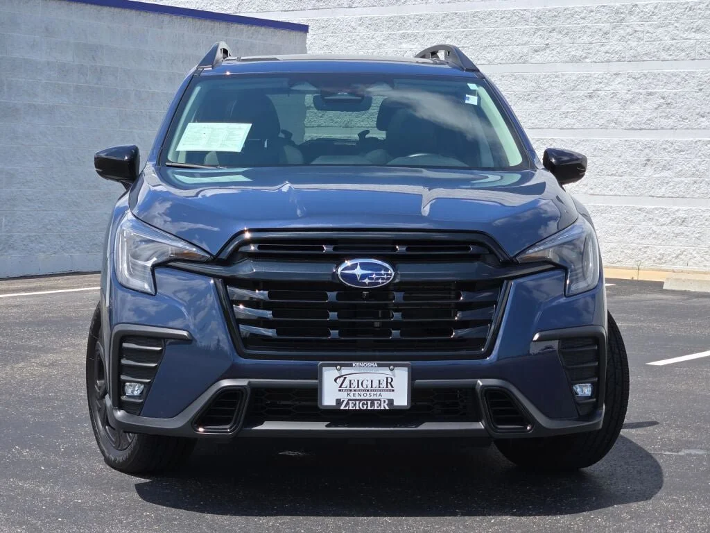 Used 2024 Cosmic Blue Pearl Subaru Onyx Edition Limited image 3