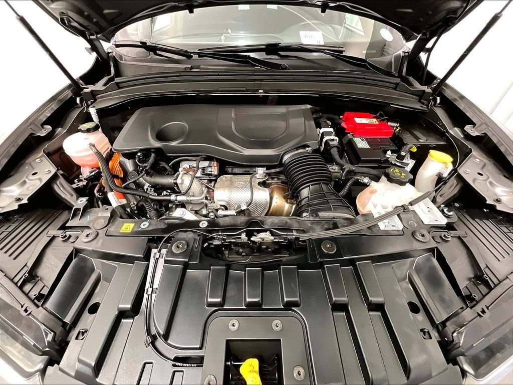 Used 2024 Gray Cray Dodge R/T image 29