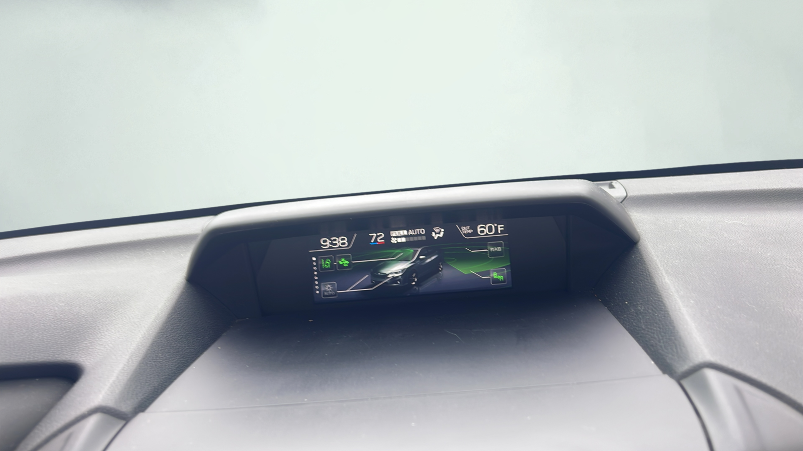 Used 2018 Crystal White Pearl Subaru 2.0i Limited image 20