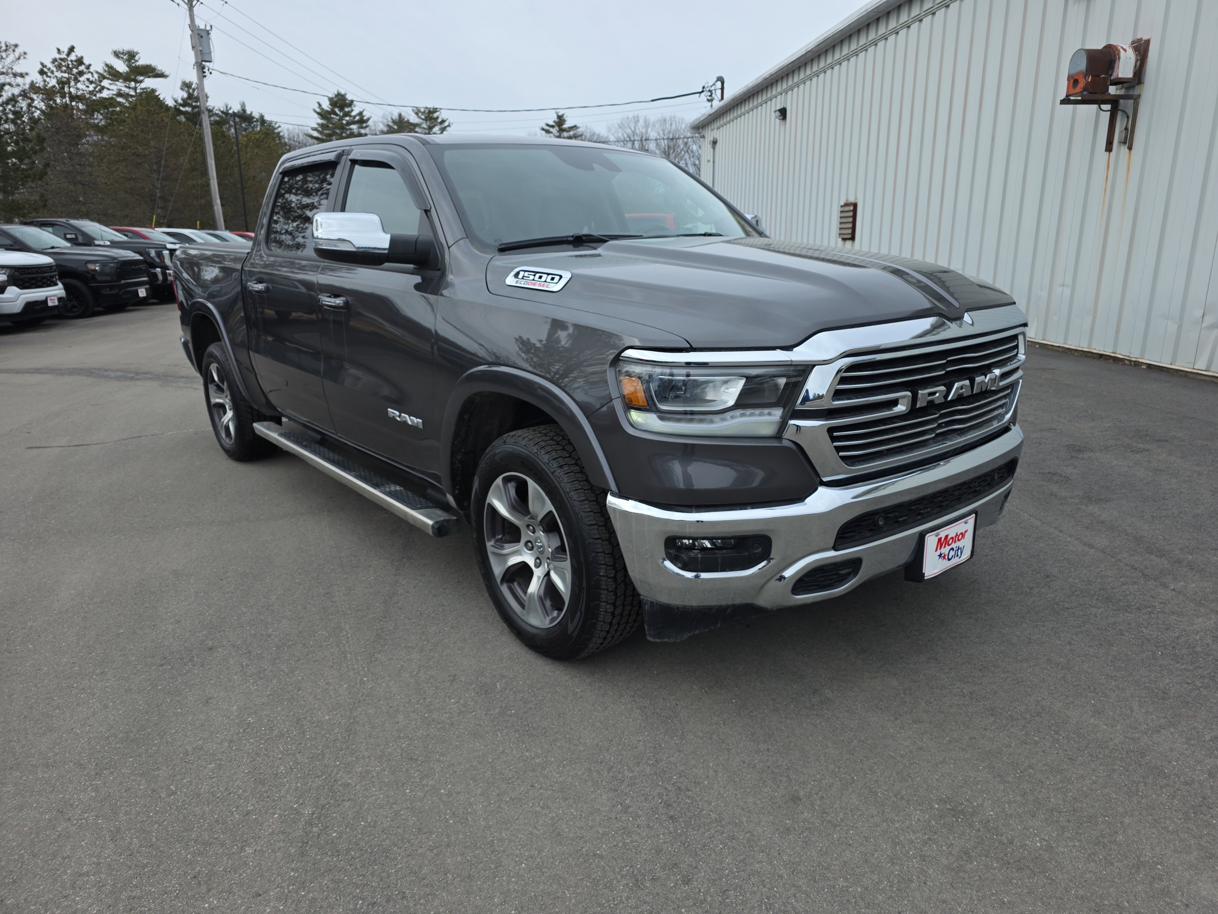 Used 2022 Granite Crystal Metallic Clearcoat Ram Laramie image 7
