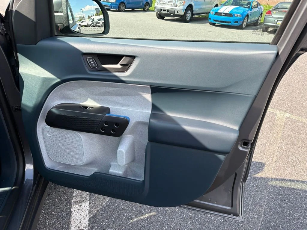 New 2026 Carbonized Gray Metallic Ford XLT image 9